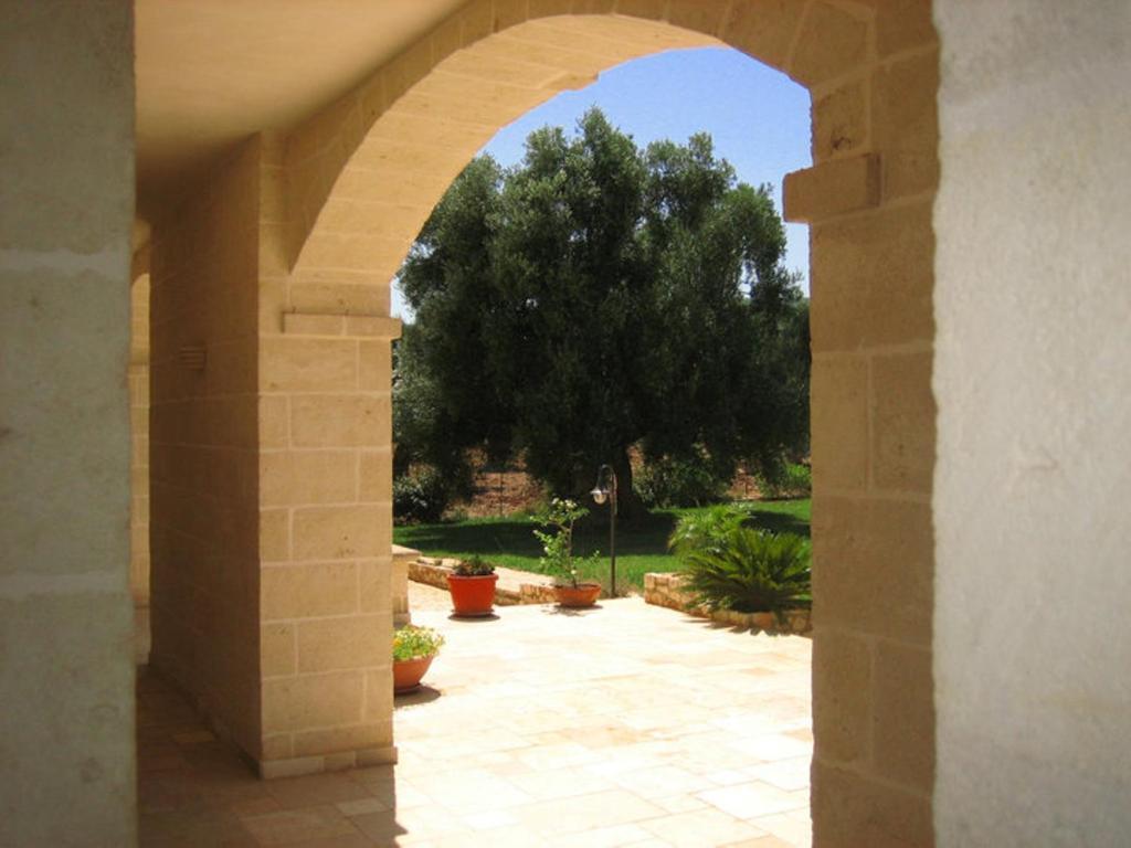 Hostal La Vigna Vecchia Fasano Exterior foto